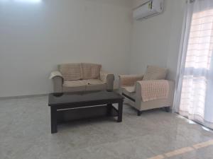 Aasawa Brothers Service Apartment 1