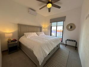Apt with Pool, Jacuzzi, Spa and Paddle Tennis