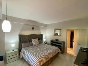 Marina Golf Ground-Floor 2BR with Private Terrace