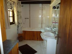 Maisons de vacances Lake Les Landes : photos des chambres