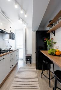 Wroclove Manhattan Apartment