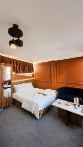 Boutique Central Hotel