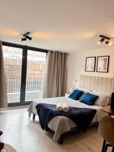 Cozy studio Paseo Bulnes y Moneda metro con Terraza