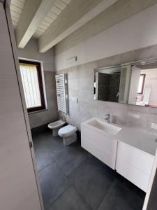 Rovelli 10 - Cozy Apartment with Private Parking