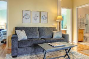 Charming Coastal Getaway in Wells, Maine