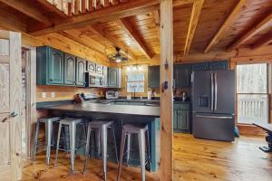 PineHome Cabin