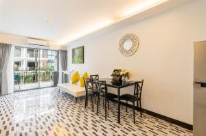 2BR Beach Front Condo Walk to Rawai Beach - The Title C207