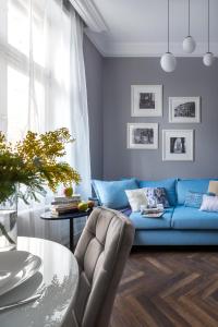 Apartment Lavender by Fragola