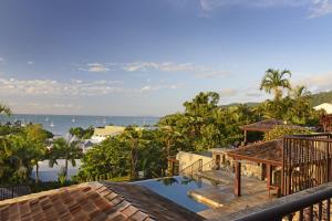 Ocean Views - Airlie Beach