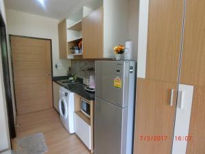 The Naithorn Condo Unit 401