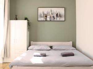 Comfortable City Centre Apartment for 2 by AP