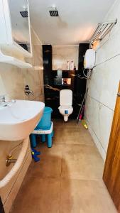 3Bhk PVT apt Near Railway Station Self-Check in