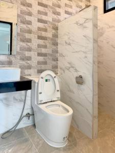 Little Lek House 1 2BR in Srithanu