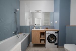 Wola Kolejowa Signature Apartments by BookingHost