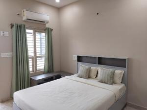 FabHotels Maplewood