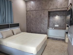 FabHotels Maplewood