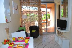 Villages vacances Lagrange Grand Bleu Vacances – Residence Les Jardins de Neptune : photos des chambres