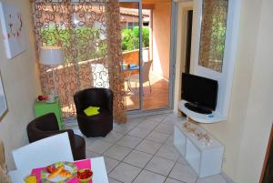 Villages vacances Lagrange Grand Bleu Vacances – Residence Les Jardins de Neptune : photos des chambres
