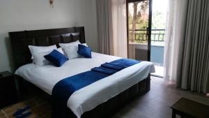 Ecovista Airport Villas, Airbnbs