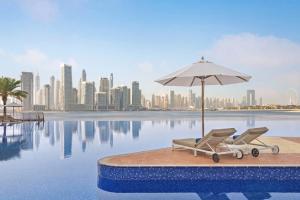 Palm Home next to Nakheel Mall with Private Beach