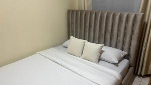 Razo Apartments