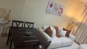 Razo Apartments