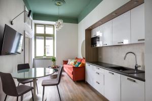 Pistacchio Apartment by Fragola
