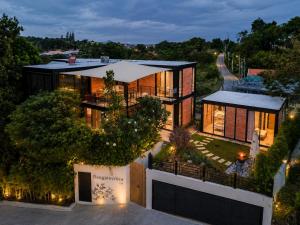 Villa Mati Luxury 6BR, Pool, Gym & Mountain Views