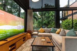 Villa Mati Luxury 6BR, Pool, Gym & Mountain Views