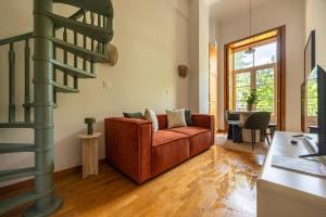 Chic Mezzanine in Central Porto
