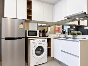 Contemporary Premier 1BR - Ultra Fast Wifi - BTS Nana