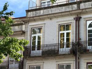 Chic Mezzanine in Central Porto