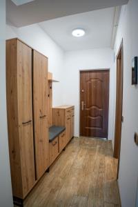 Barrique 19 - Breakfast delivered & Minibar - Mall Area