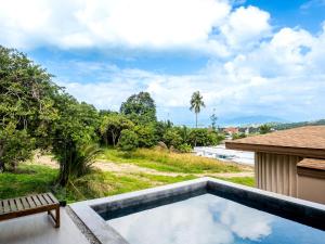 Homey 2Br Villa Apricot Close to Beach Sea View