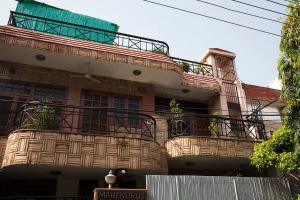 HomeStay Premium for Professionals