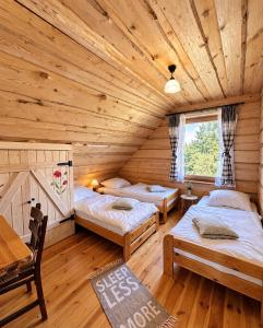 Wiejska Chata Mazury- widok na jezioro, prywatna plaża, basen, jacuzzi, sauna