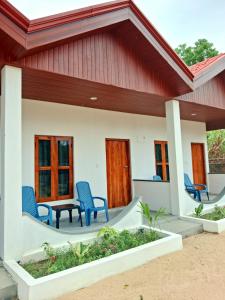 ALZA BAY Hotel