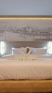ABOUT NONT HOTEL &APARTMENT