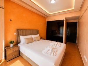Marrakech Large 3 Bedroom Family Home with Pool