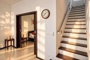 Cozy 3-Bedroom Pool Villa at Oxygen Bang Tao by Metrika