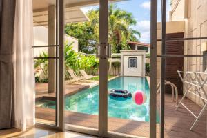 Cozy 3-Bedroom Pool Villa at Oxygen Bang Tao by Metrika