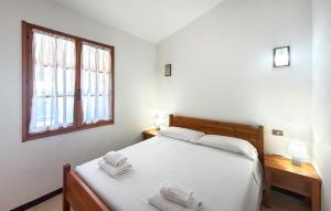 2 Bedroom Cozy Apartment In Costa Rei