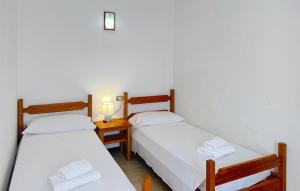 2 Bedroom Cozy Apartment In Costa Rei
