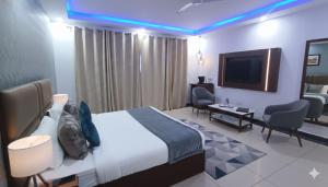 Hotel Tark Plaza Near IGI Airport Delhi