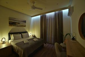 49 Evrou Street -Near Metro & Hospitals N1