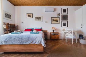 Krystyna Art Apartment in Central Krakow