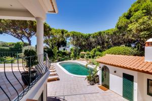 Casa da Fortuna Luxury 5 Bedroom Villa with Pool and Garden 8-minute walk to the beach