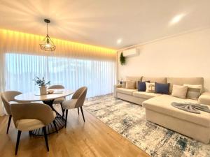 Poolside Retreat Vilamoura 1BR by Invinting