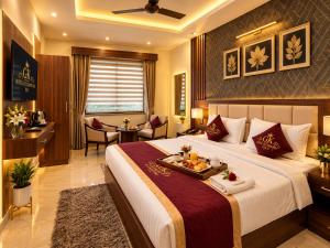 Hotel Ecg Grand Inn Near IGI Airport