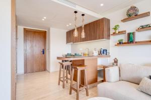 Triple Towers Apartment 7